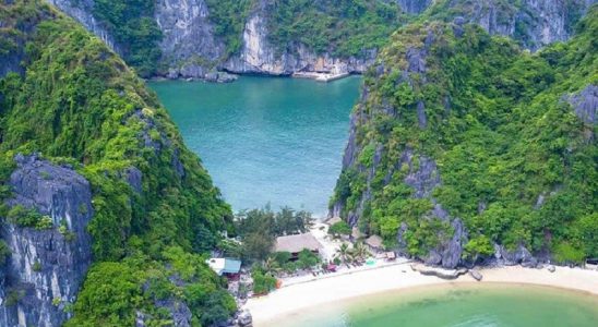 Đảo Tự Do thắng cảnh độc đáo nhất của Vịnh Lan Hạ