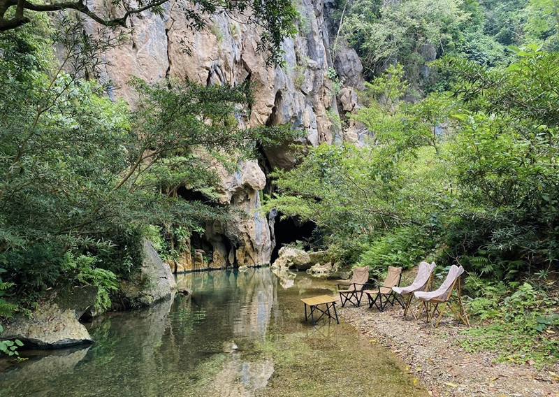 Một góc của Hang Thuỷ Cung thuộc quần thể di sản Phong Nha - Kẽ Bàng 